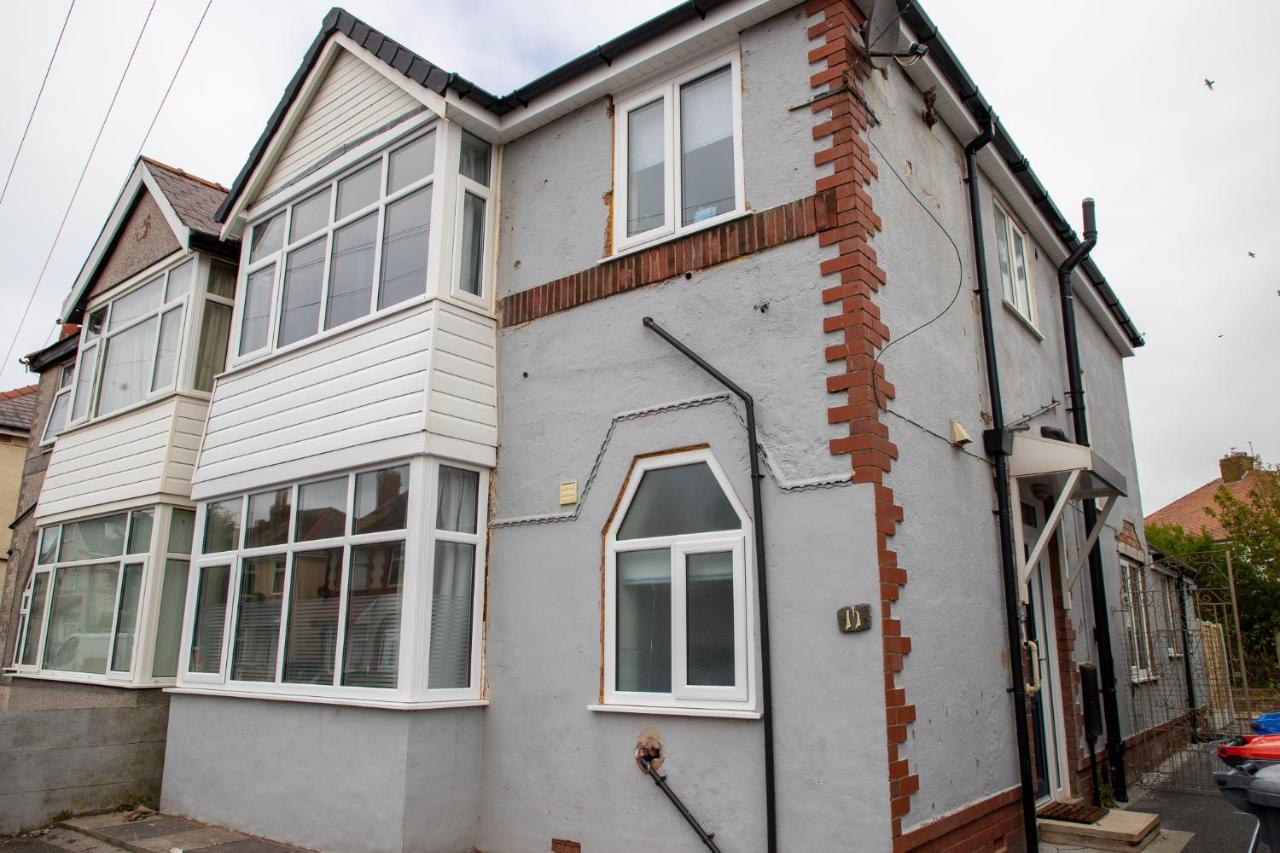 Wave Stays - First Floor Apartment Cleveleys Eksteriør billede